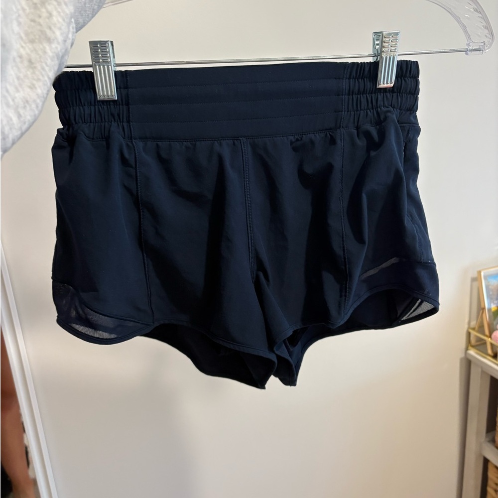 Lululemon hotty hot high rise 2.5”